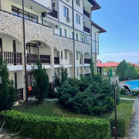 Apartment - Saint Vlas شقة