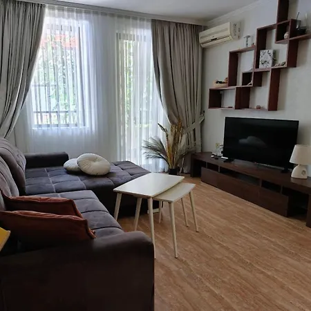 - Saint Apartament