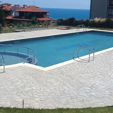- Saint Apartament *